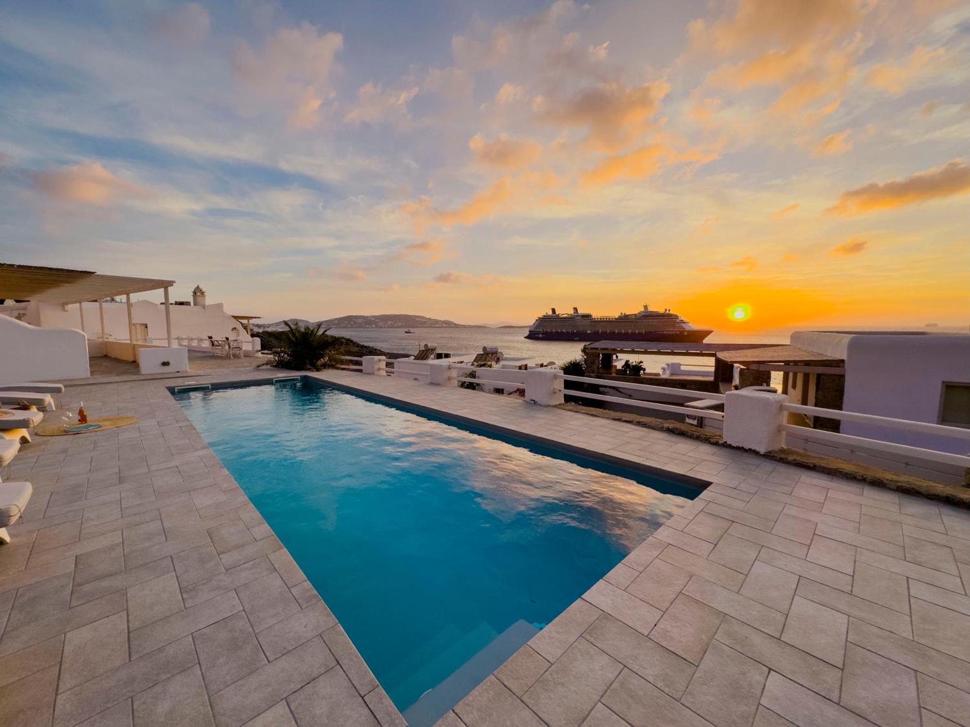 With-Inn Mykonos Suites Тоурлос Экстерьер фото